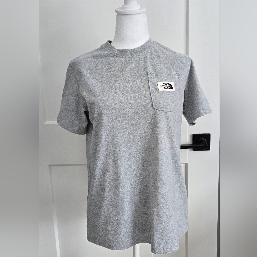 The North Face Womens Grey Heritage Patch Pocket Medium Tshirt